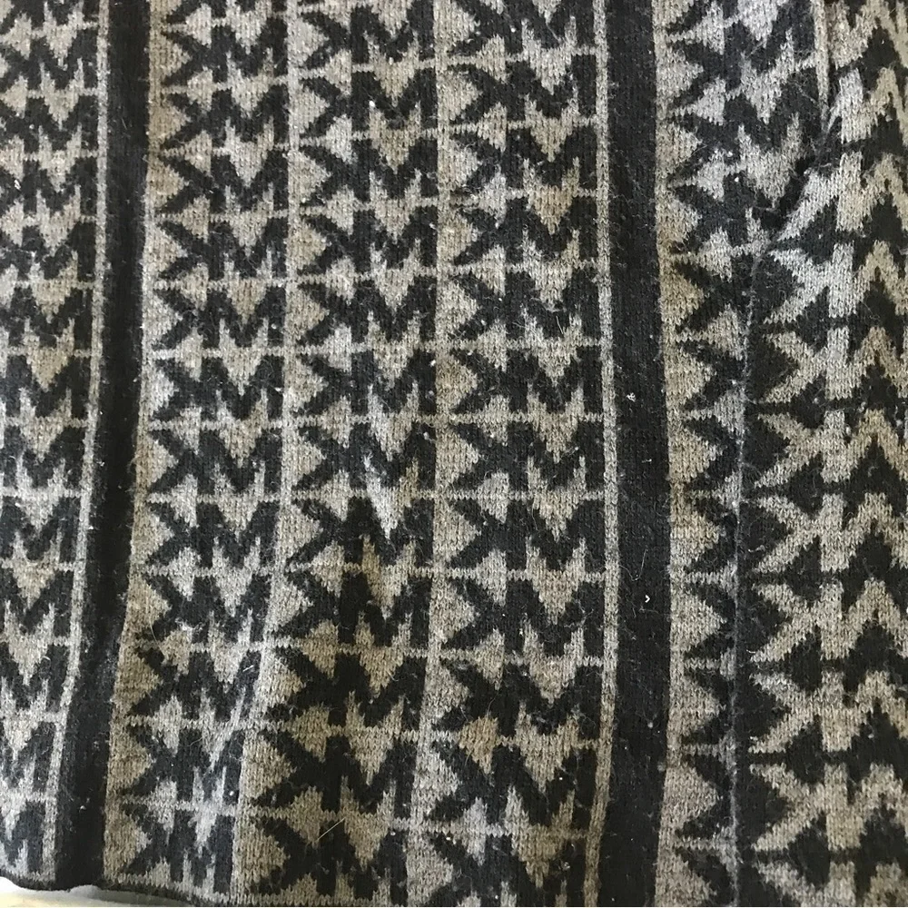 Michael Kors monogram gray and black scarf